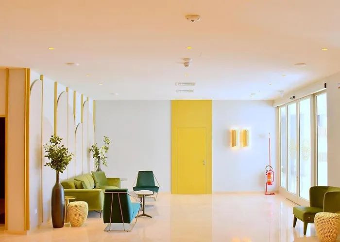 Spacious Flat With A Bright Terrace Apartment *