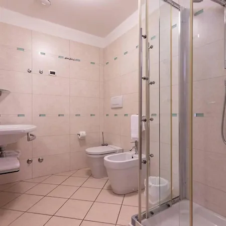Spacious Flat With A Bright Terrace Lägenhet Bibione