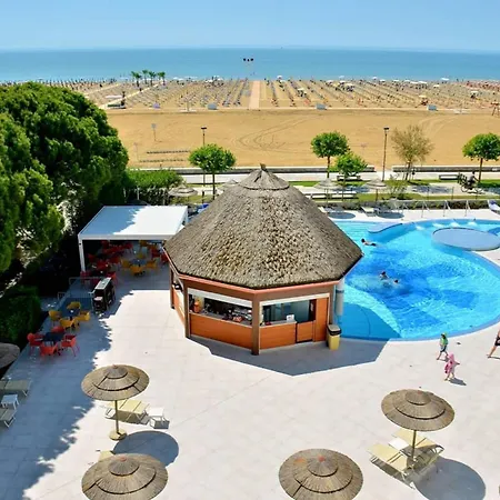 Spacious Flat With A Bright Terrace * Bibione